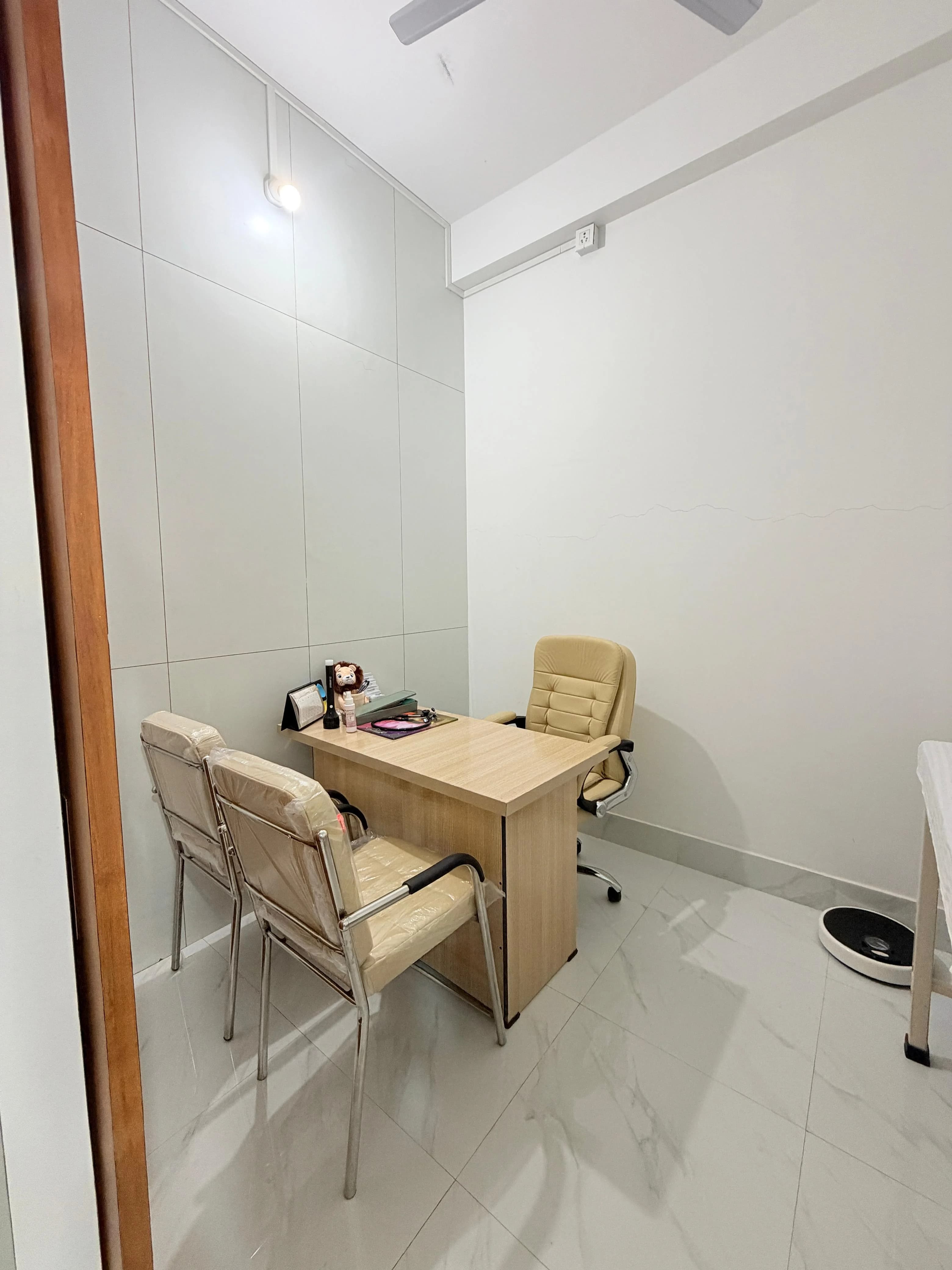Suprabhat Healthcare Consultation Room with Weighing Scale